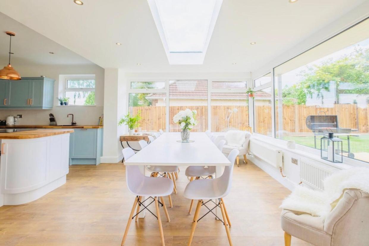 Gorgeous Luxury Chalet, New Forest & Coast & Hordle Exterior foto